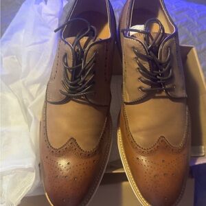 Steve Madden Two-Tone Brown Leather Oxfords